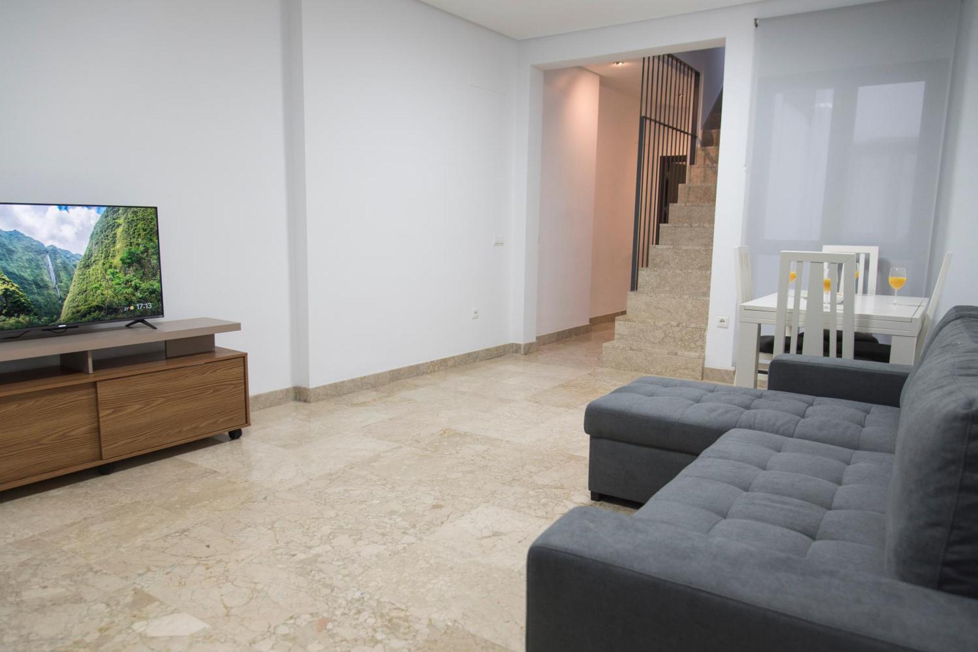 Nightinsevilla Teodosio Free Parking 外观 照片